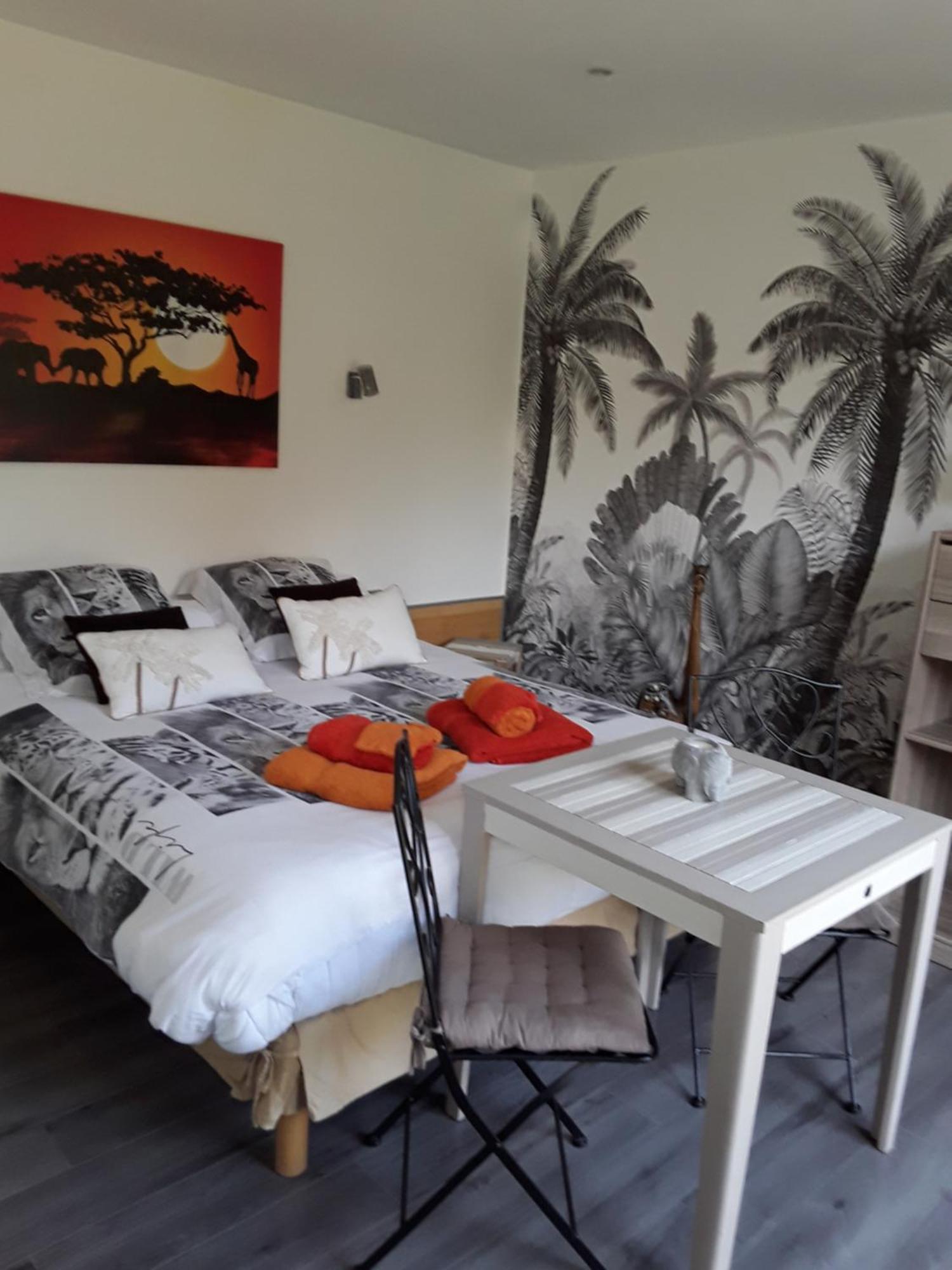 Chambres D'Hotes De L'Orval Thiergeville Ngoại thất bức ảnh